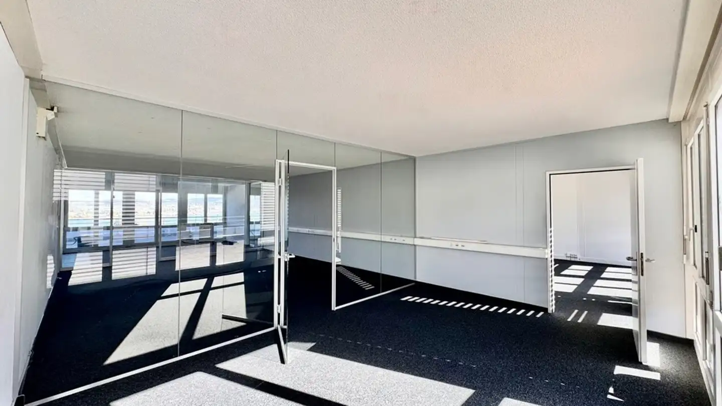 Office space for rent - Churerstrasse 160a, 8808 Pfäffikon SZ - Photo 4