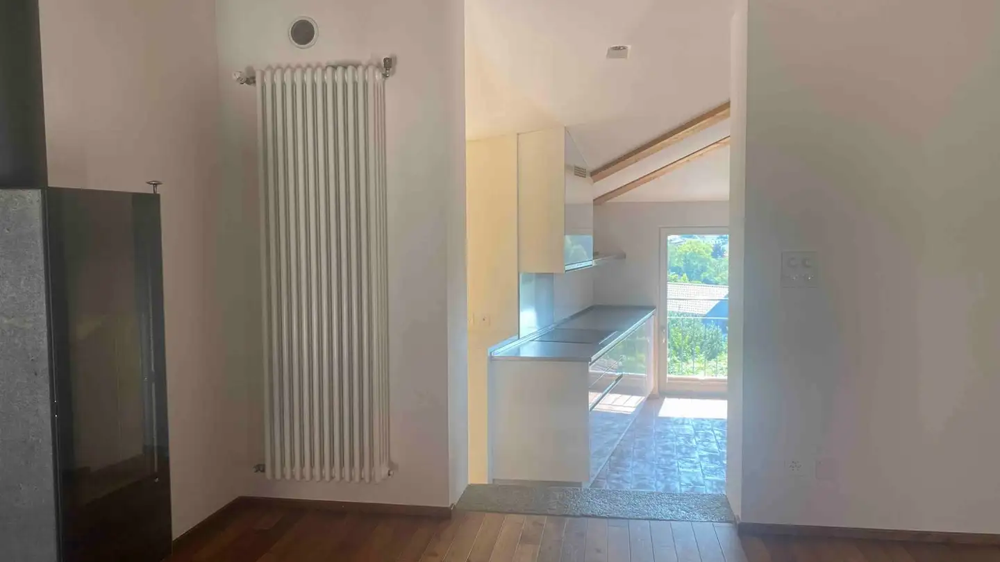 Apartment for rent - Cantón Súra 8, 6864 Arzo - Photo 3