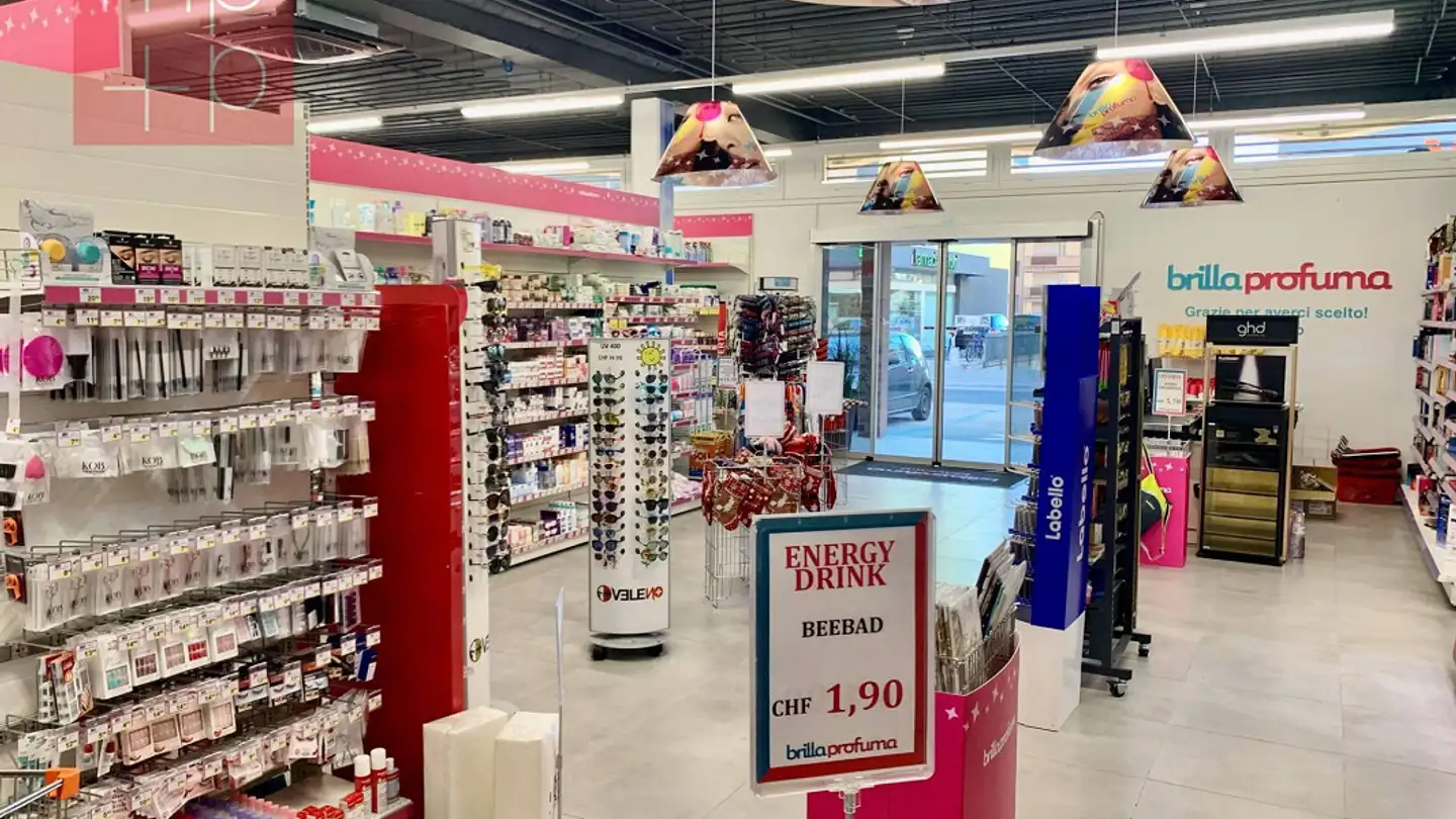 Office space for sale - Via Al Giardino, 6598 Tenero