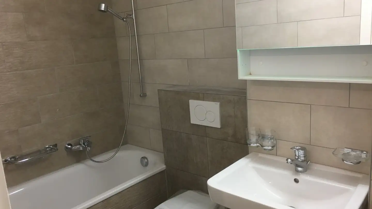 Appartement à louer - 1400 Cheseaux-Noréaz - Photo 4