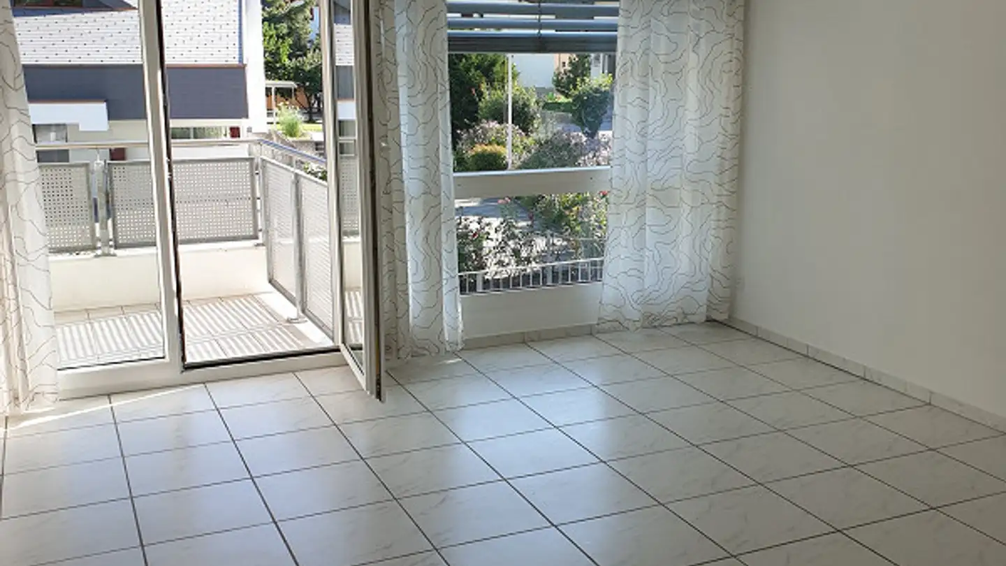 Apartment for rent - Via Sogn Pieder 10, 7013 Domat/Ems - Photo 3