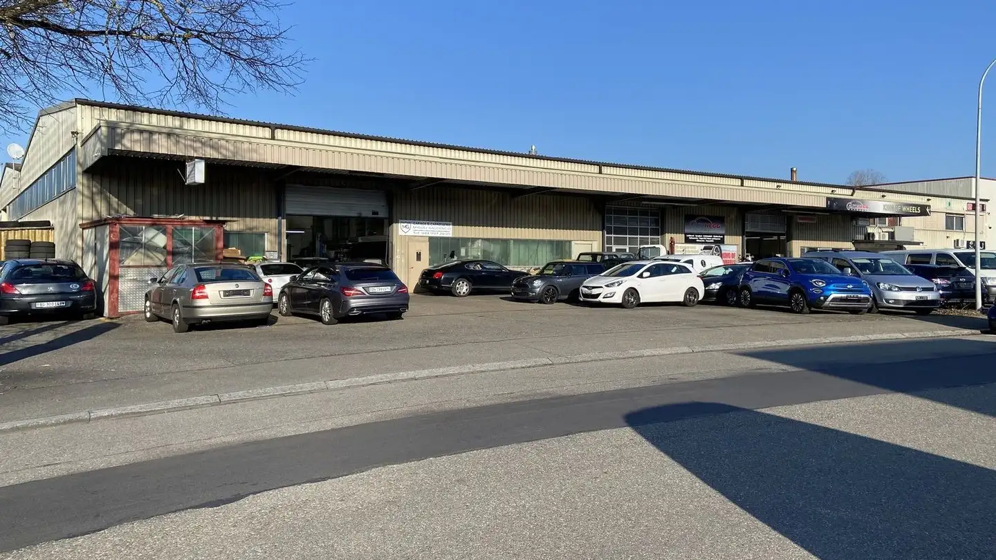 Commerciale in vendita - Geissbüelstrasse 2, 8604 Volketswil - Photo 2