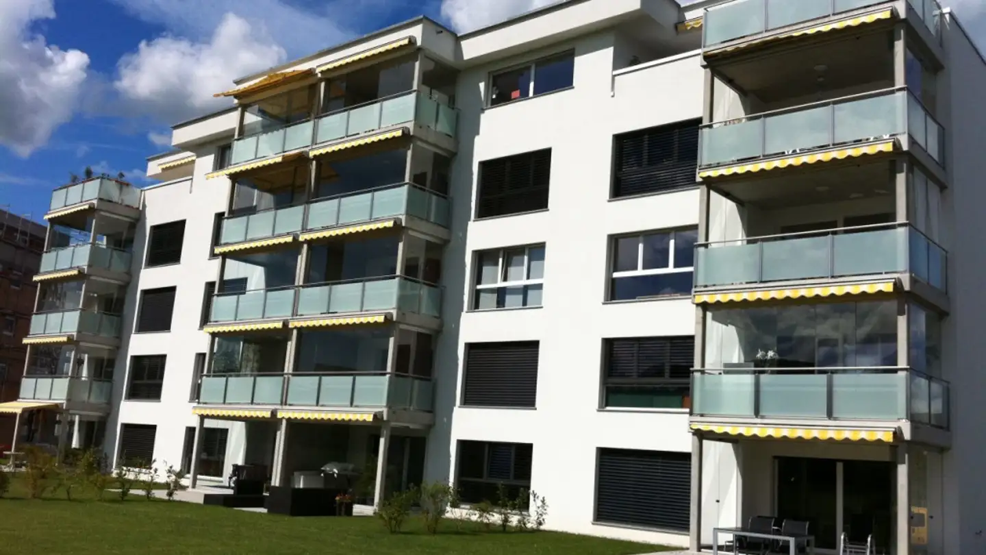 Outdoor parking space for rent - Chemin Des Celtes 8, 1630 Bulle