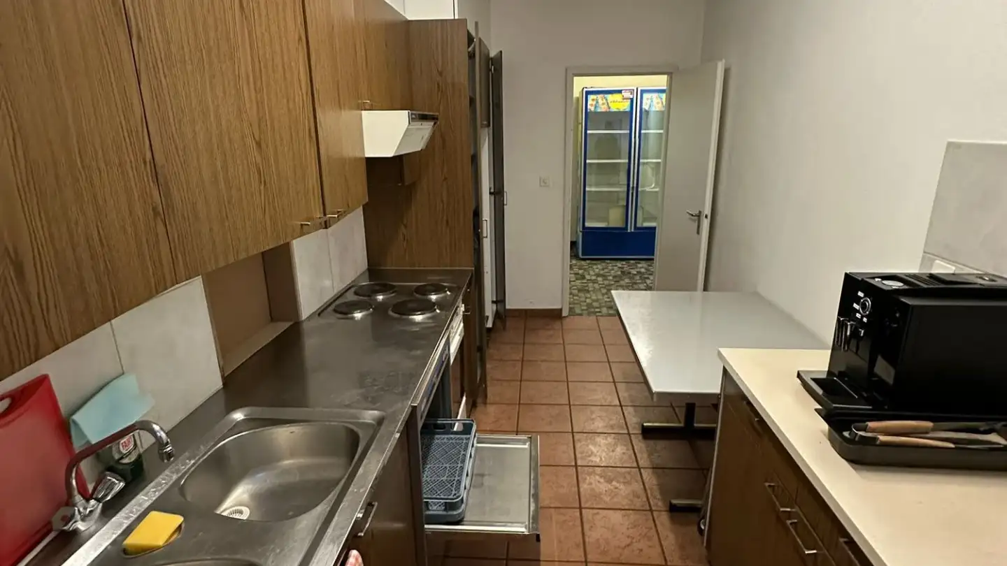 Gewerbe mieten - Im Grossriet 1, 8606 Greifensee - Foto 3