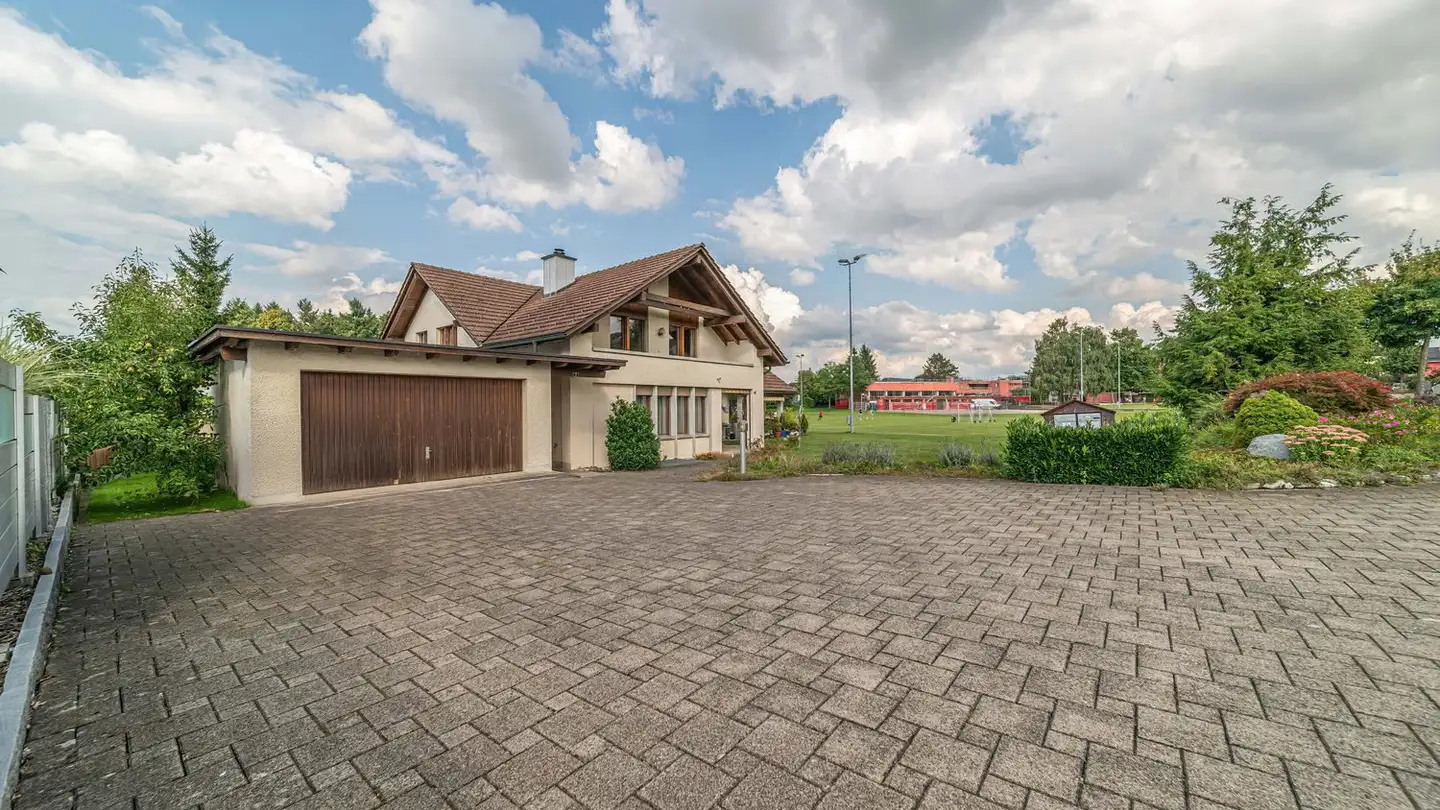 Semi-detached house for sale - Lehmetstrasse 2, 9247 Henau - Photo 2