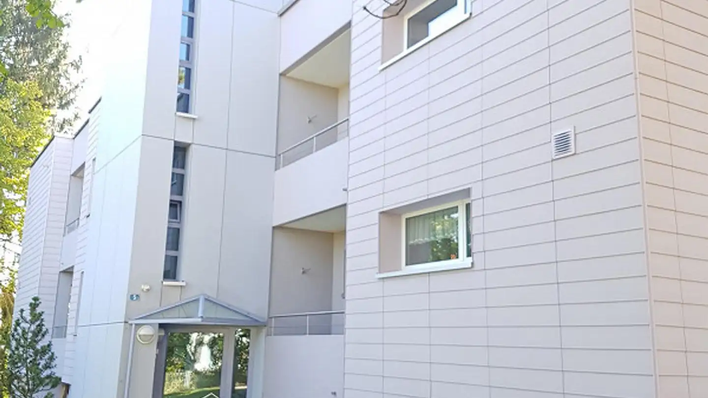 Wohnung mieten - Twäracherstrasse 3, 8118 Pfaffhausen