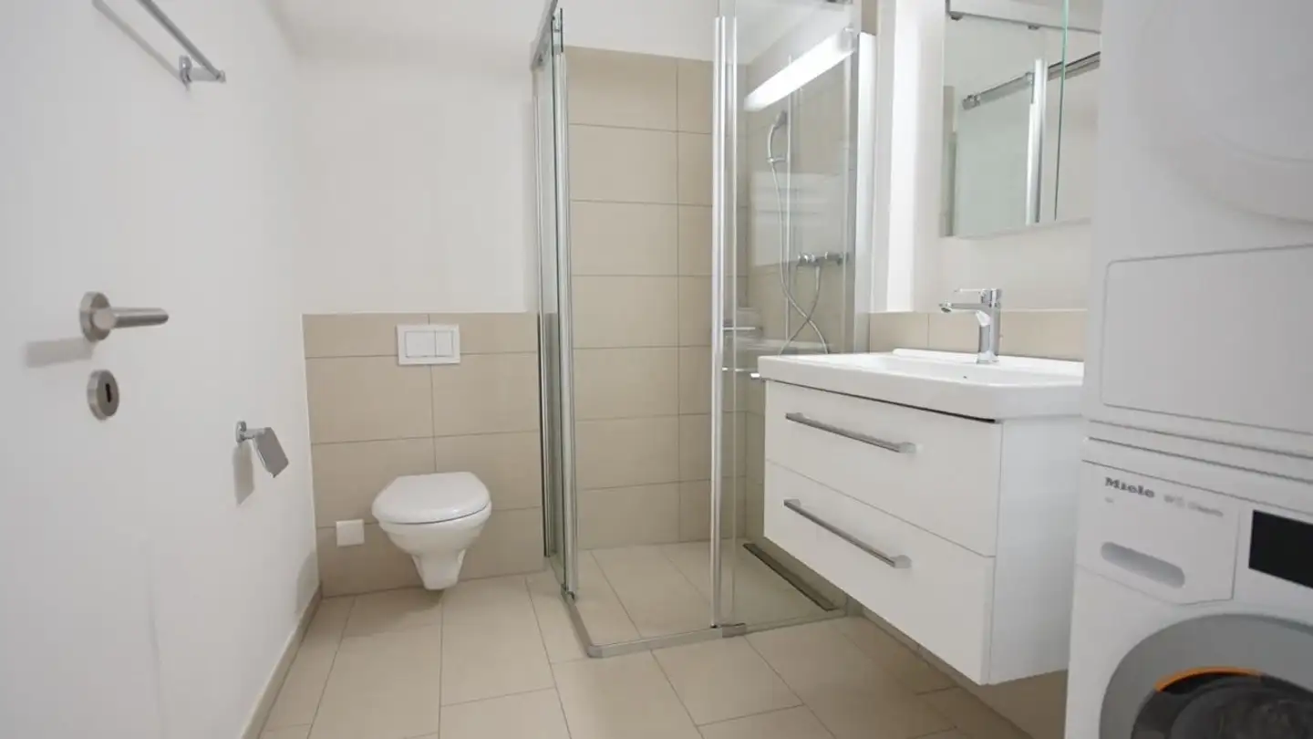 Apartment for rent - Gumpenwisenstrasse 2, 8166 Niederweningen - Photo 2