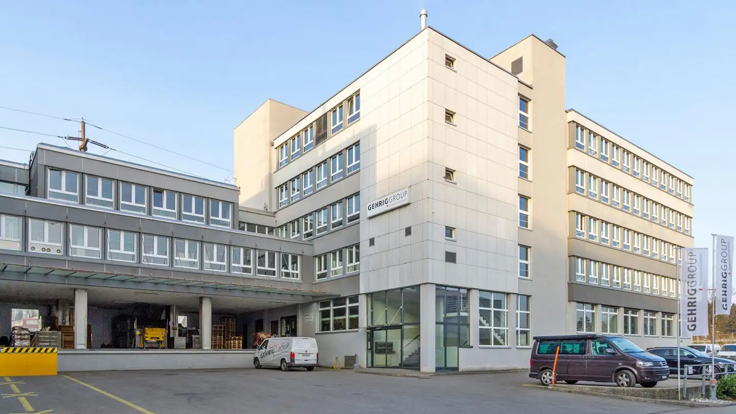 Office space for rent - Bäulerwisenstrasse 1, 8152 Glattbrugg
