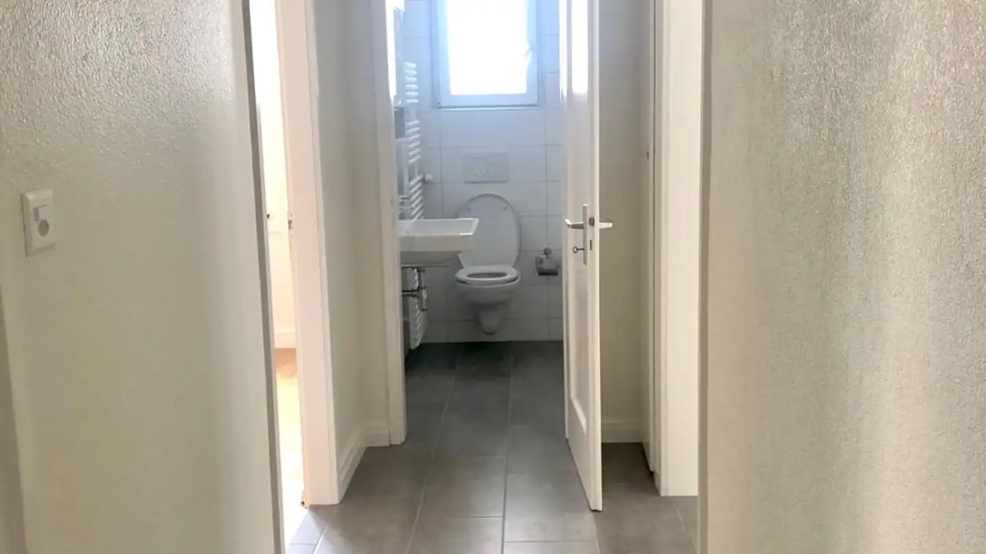 Appartement à louer - Rue des Uttins 7, 2034 Peseux - Photo 4