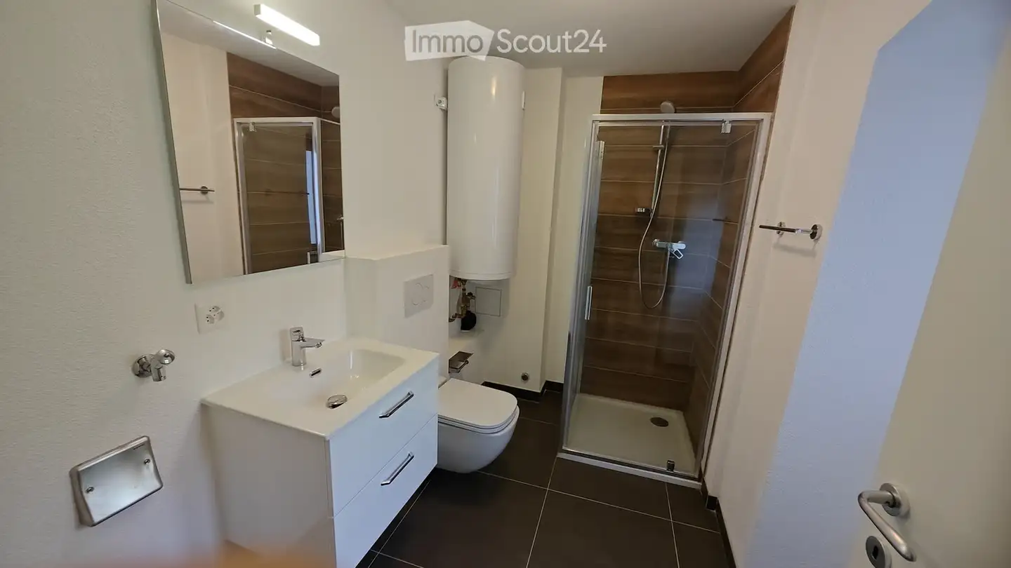 Appartement à louer - Campagnòla, 6535 Roveredo GR - Photo 2