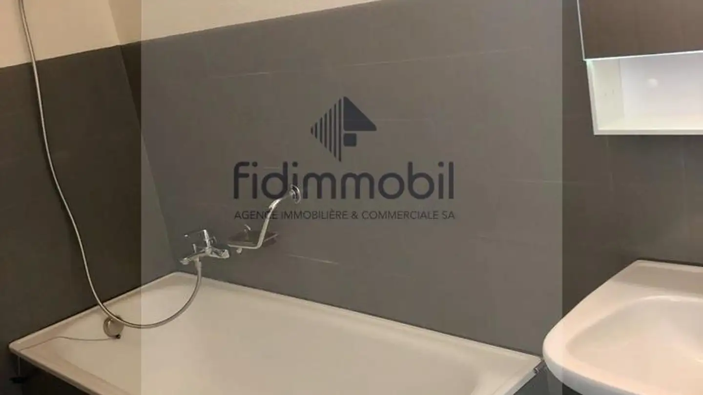 Appartement à louer - Rue des Primevères, 2400 Le Locle - Photo 4