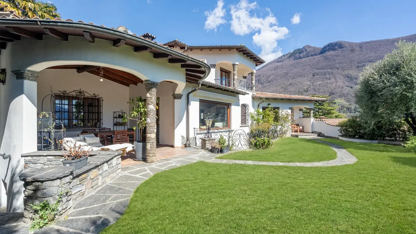 Villa for rent - Via Trevano 20, 6952 Canobbio