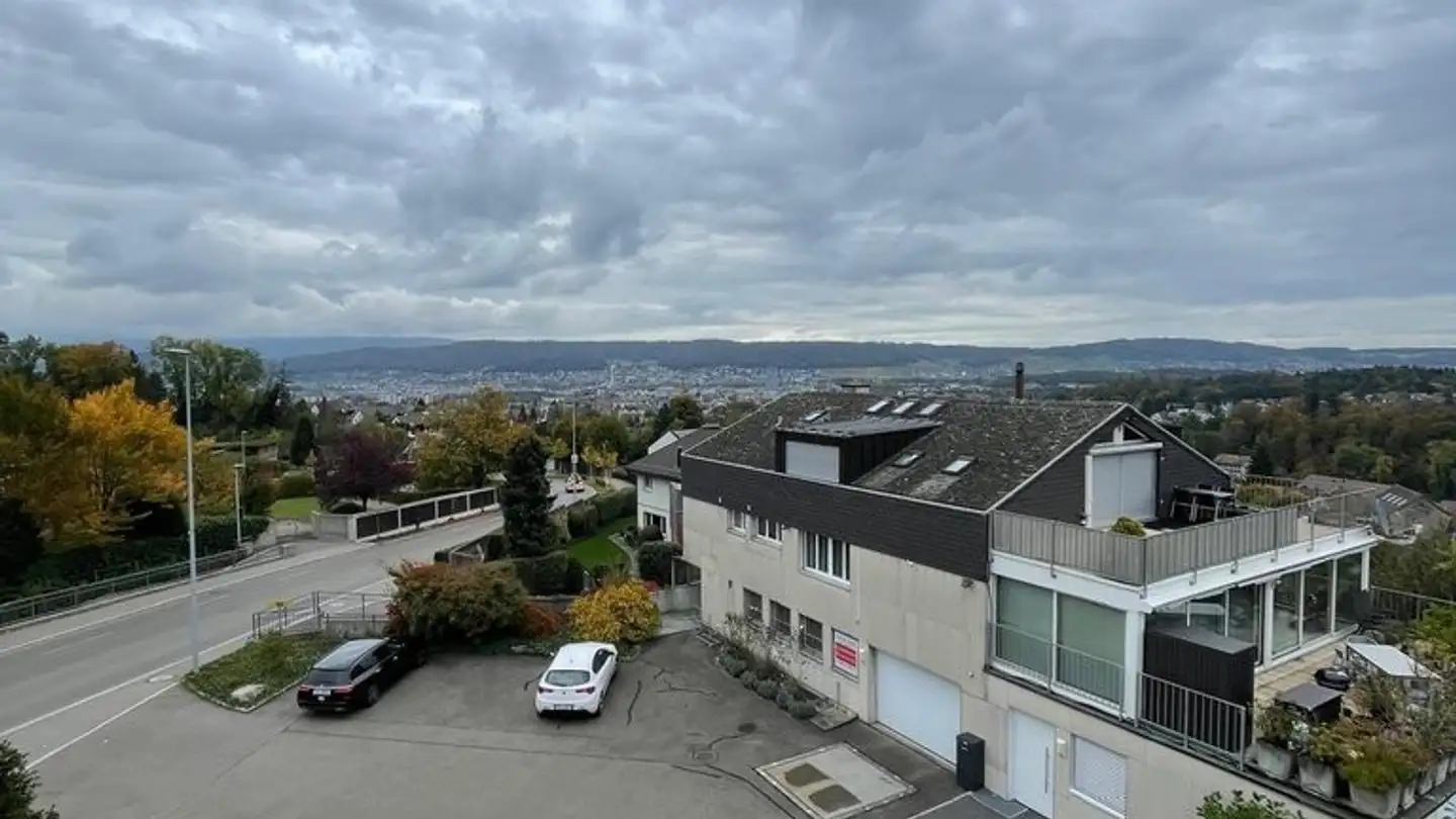 Outdoor parking space for rent - Bergstrasse 35a, 8962 Bergdietikon