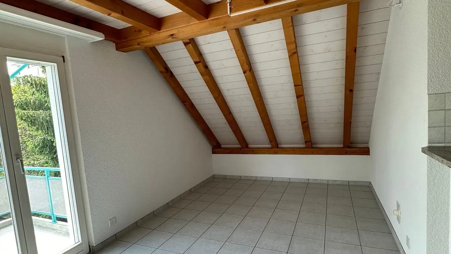 Dachgeschosswohnung mieten - Thunstrasse 10, 3125 Toffen - Foto 2
