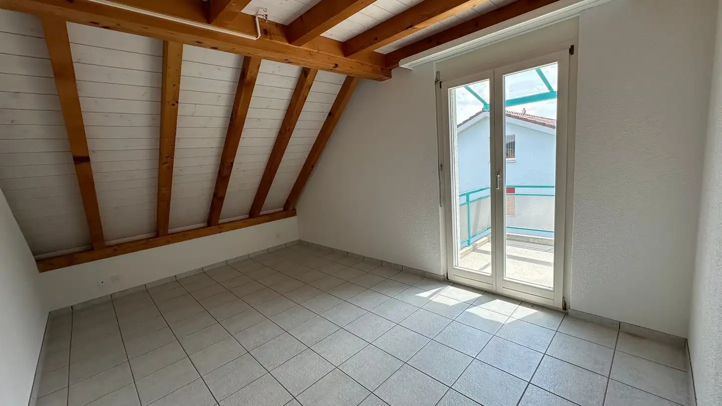 Dachgeschosswohnung mieten - Thunstrasse 10, 3125 Toffen - Foto 4