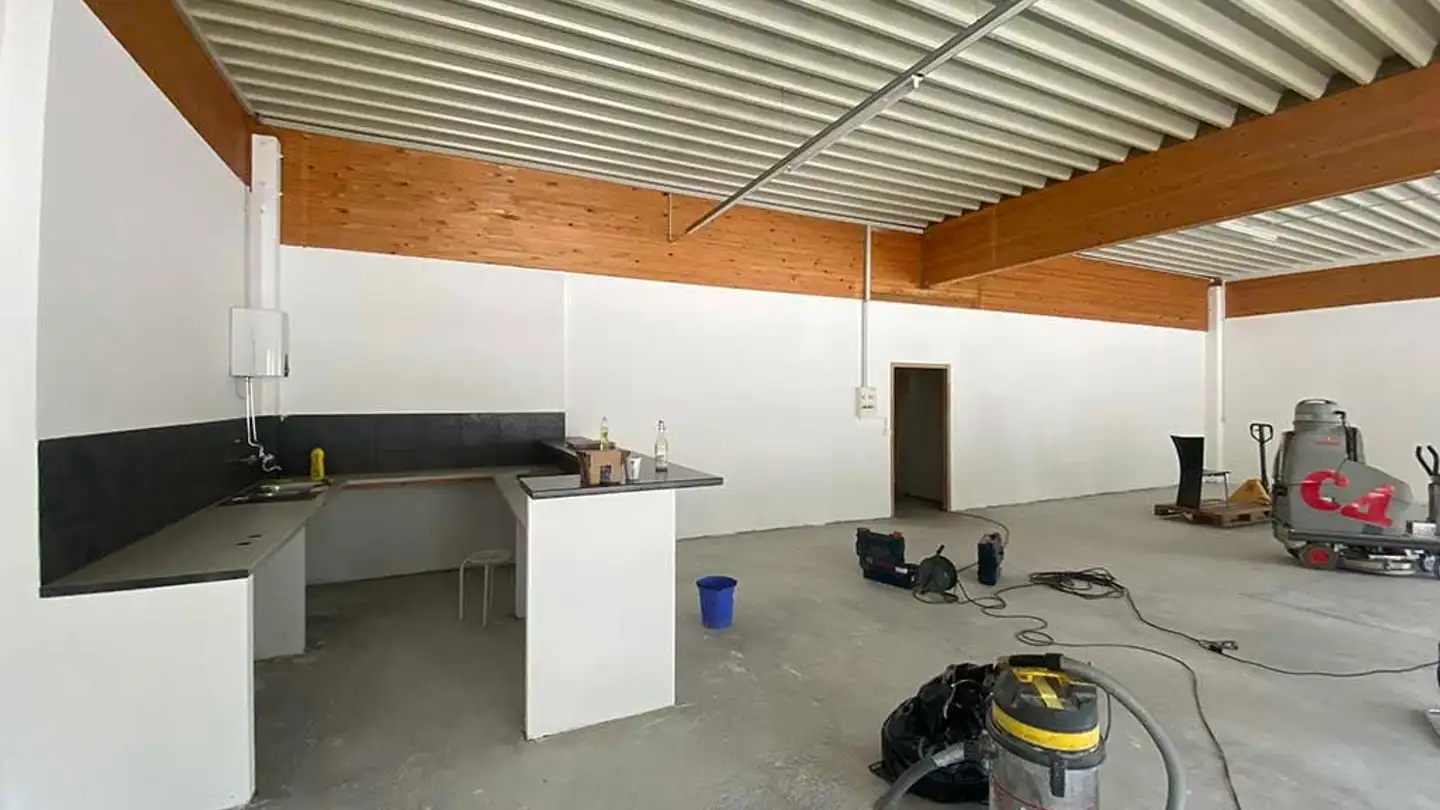 Commerciale in affitto - Riedstrasse 1, 4222 Zwingen - Photo 2