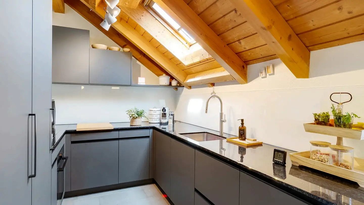 Attique à louer - Dorfstrasse 26, 8608 Bubikon - Photo 3