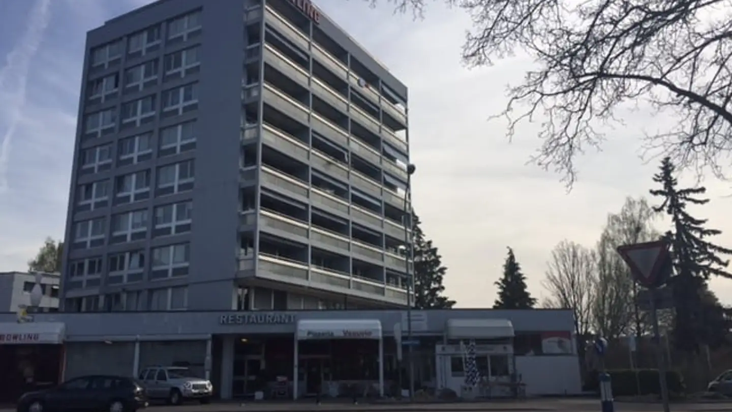 Place de parking souterraine à louer - Glatttalstrasse 40, 8052 Zürich