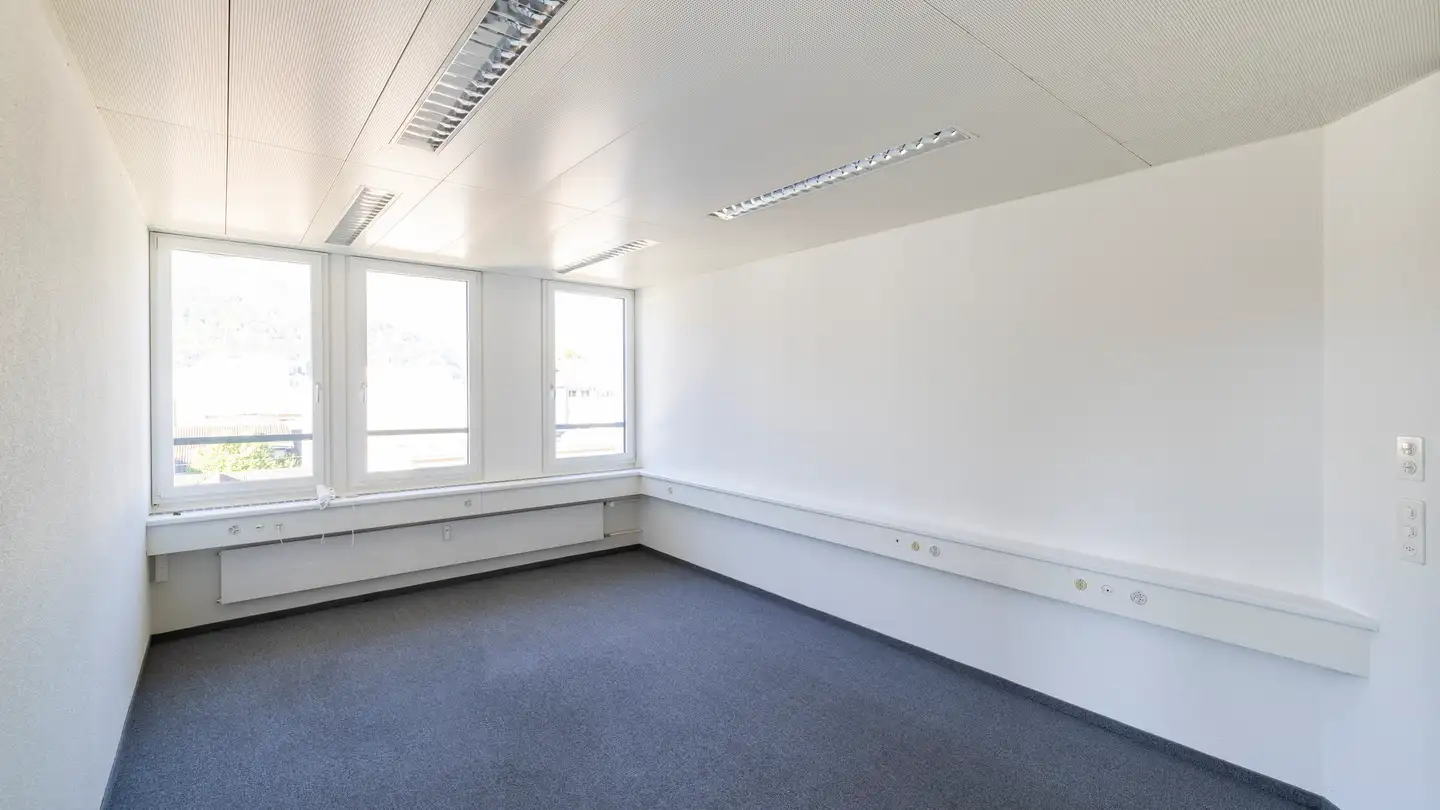 Bürofläche mieten - Bahnhofstrasse 2, 9470 Buchs SG - Foto 2