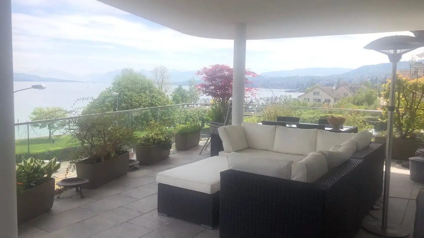 Appartement à louer - Bahnhofstrasse 3, 8942 Oberrieden