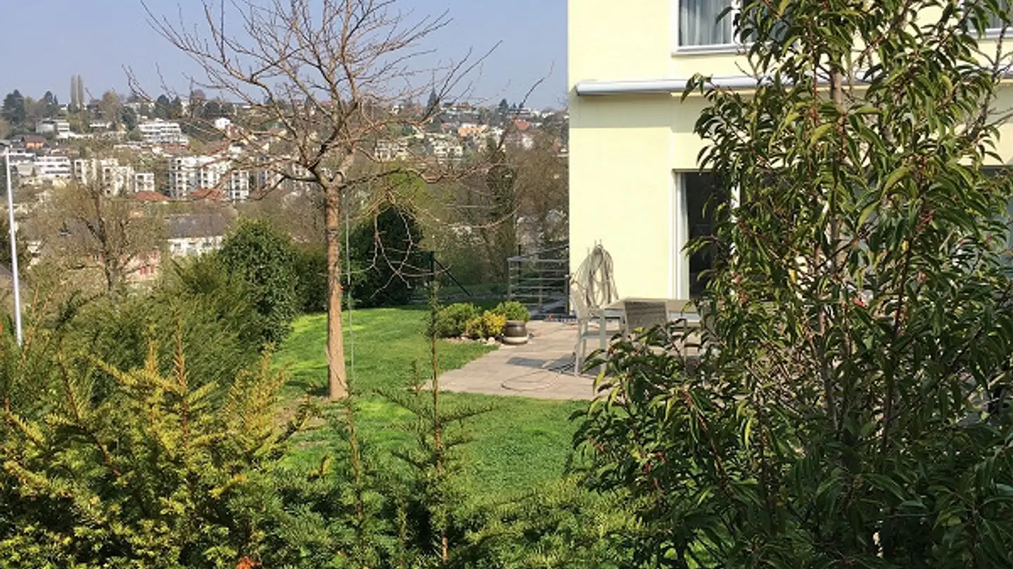 Single house for rent - Auf Den Hallen 2, 4104 Oberwil BL