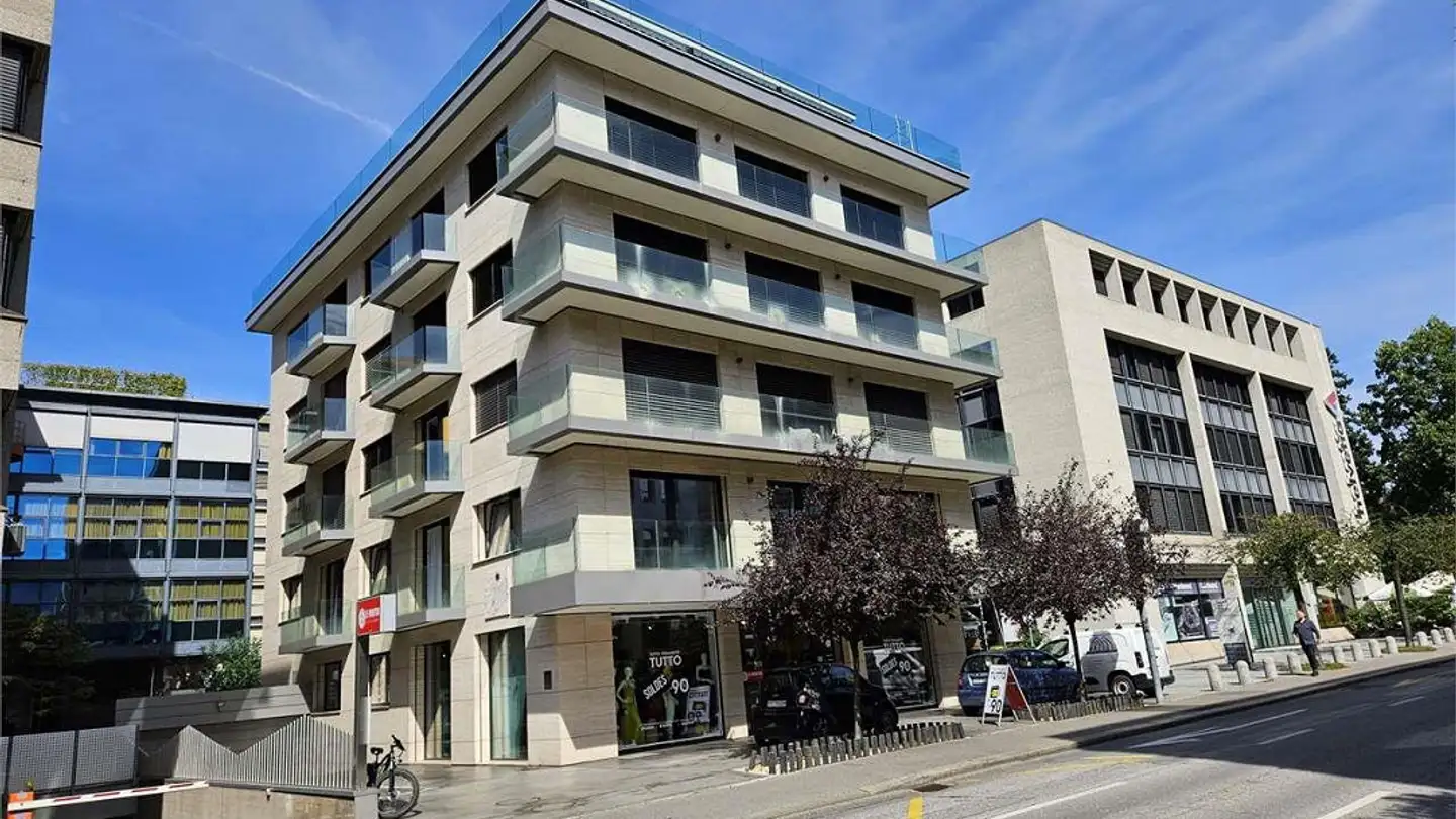 Spazio ufficio in affitto - Via Stefano Franscini 3, 6600 Muralto