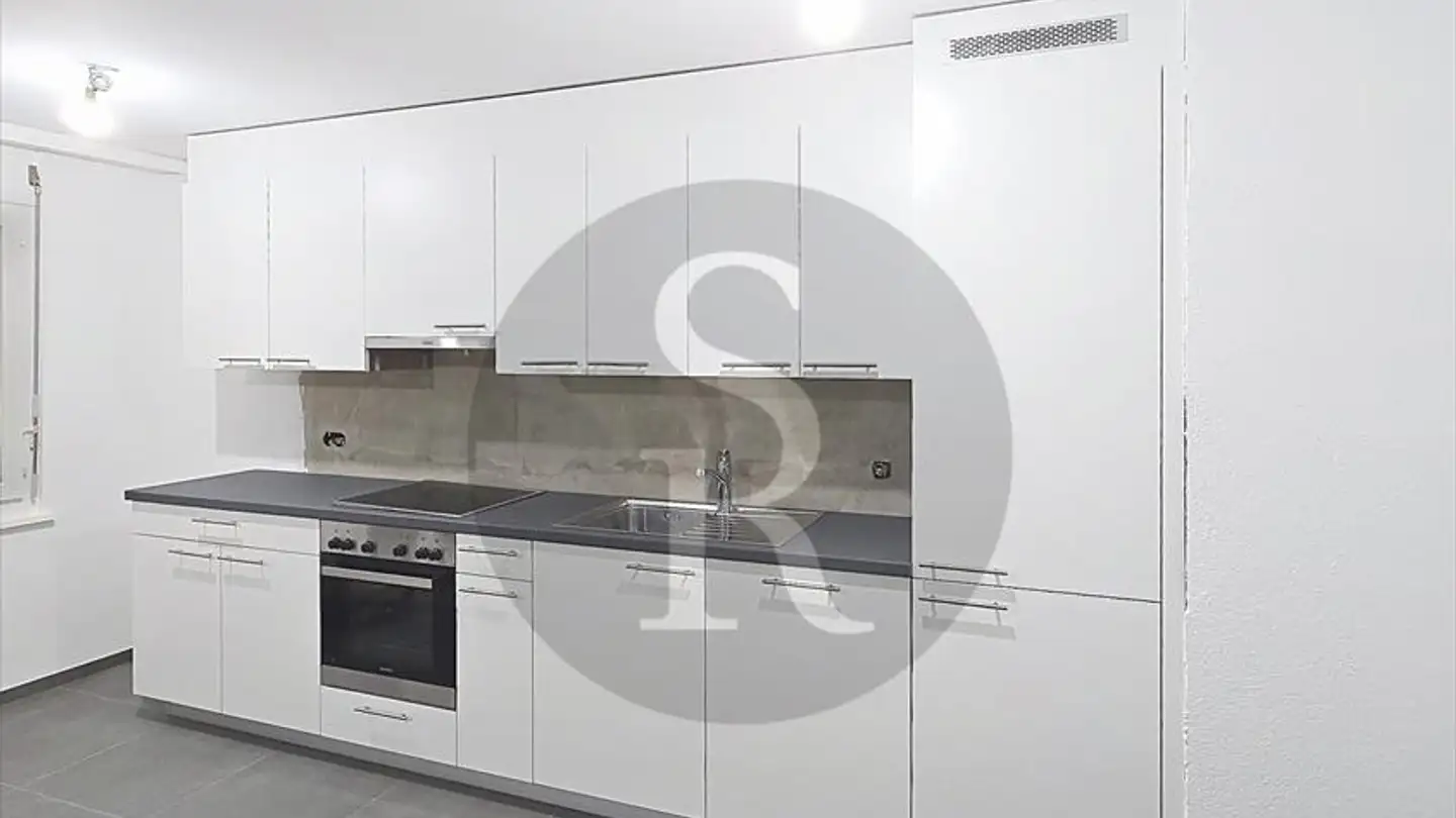 Appartamento in affitto - 2013 Colombier NE - Photo 3