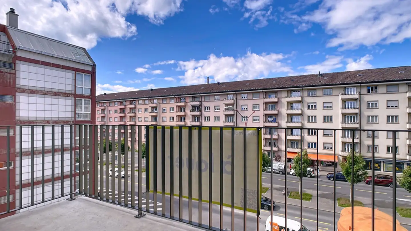 Appartamento in affitto - Avenue Léopold-Robert 145, 2300 La Chaux-de-Fonds - Photo 2