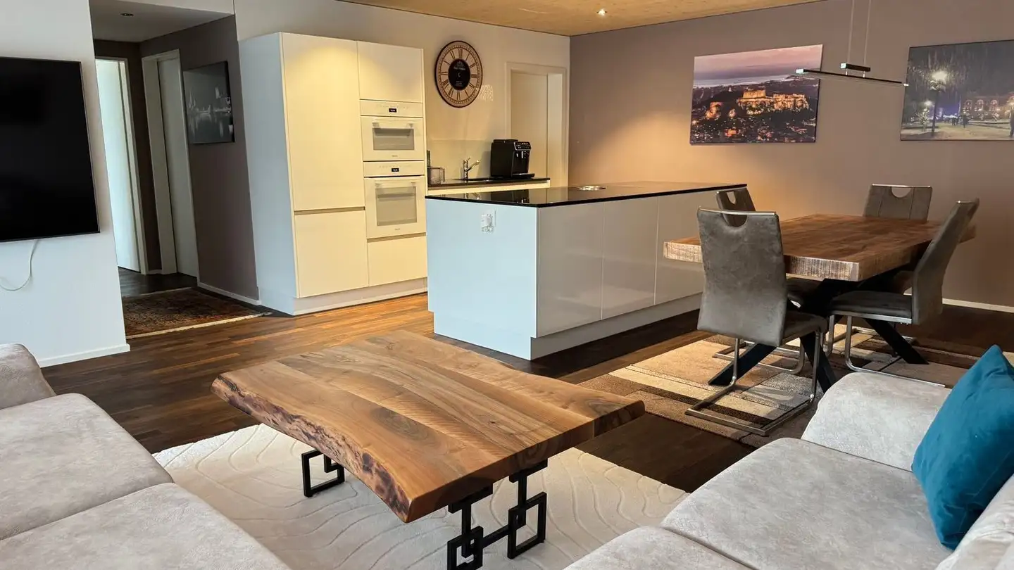 Appartement à louer - Huebwisstrasse 14, 8117 Fällanden