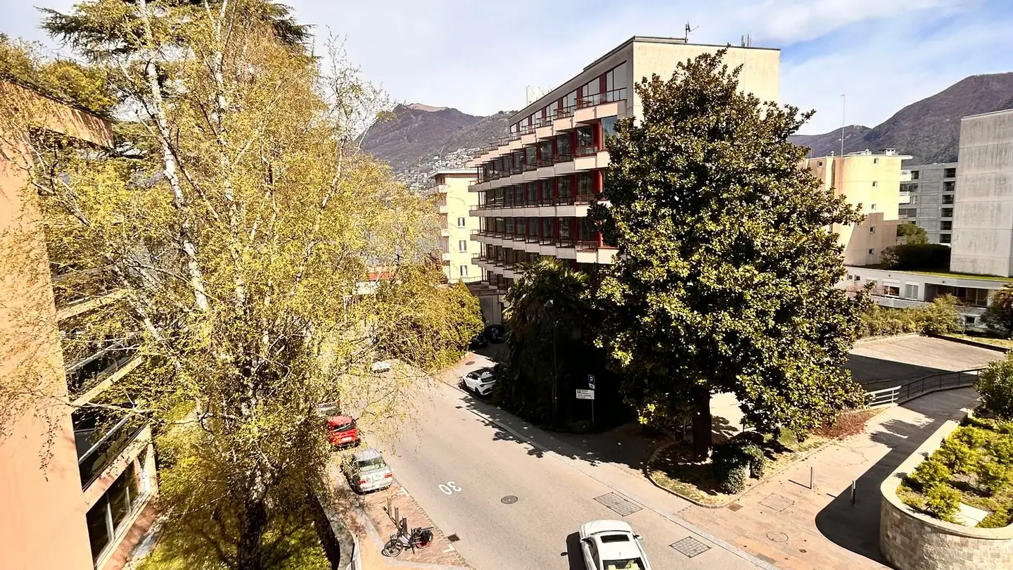 Apartment for rent - Via Ernesto Bosia 4, 6900 Paradiso