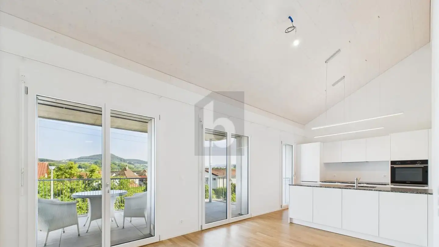 Dachgeschosswohnung mieten - 4133 Pratteln