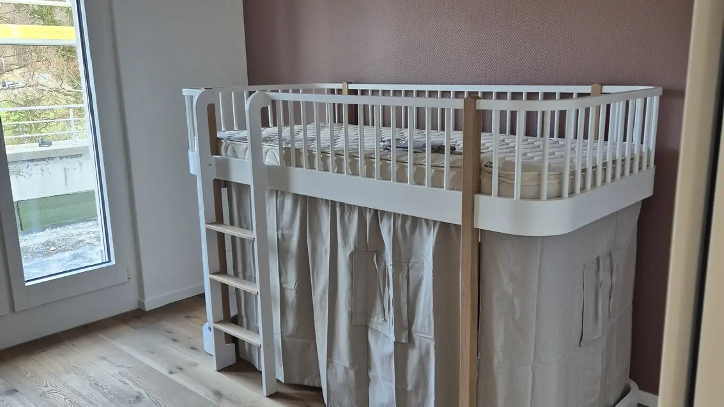 Wohnung mieten - Im Grossacher 1, 8125 Zollikerberg