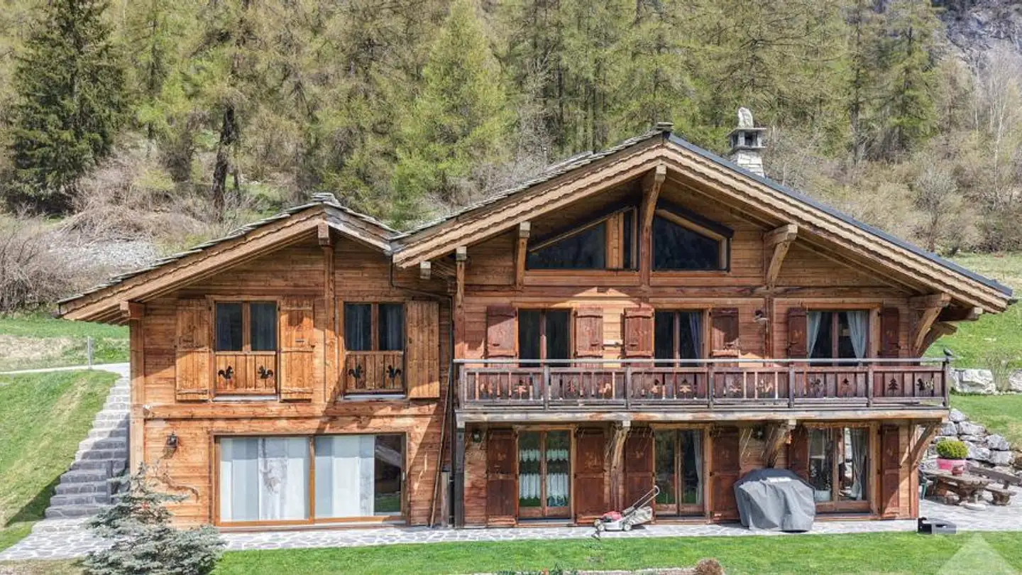 Chalet for sale - Route d'Hérens, 1950 Sion