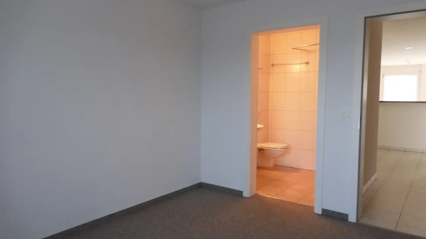 Apartment for rent - Chemin De La Buanderie 4, 1852 Roche VD - Photo 3