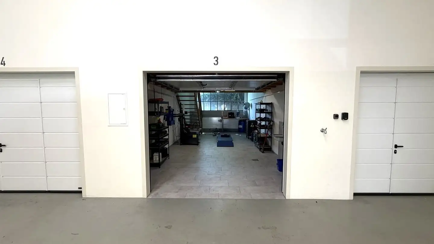 Garage for rent - Aarauerstrasse 16, 4656 Starrkirch-Wil
