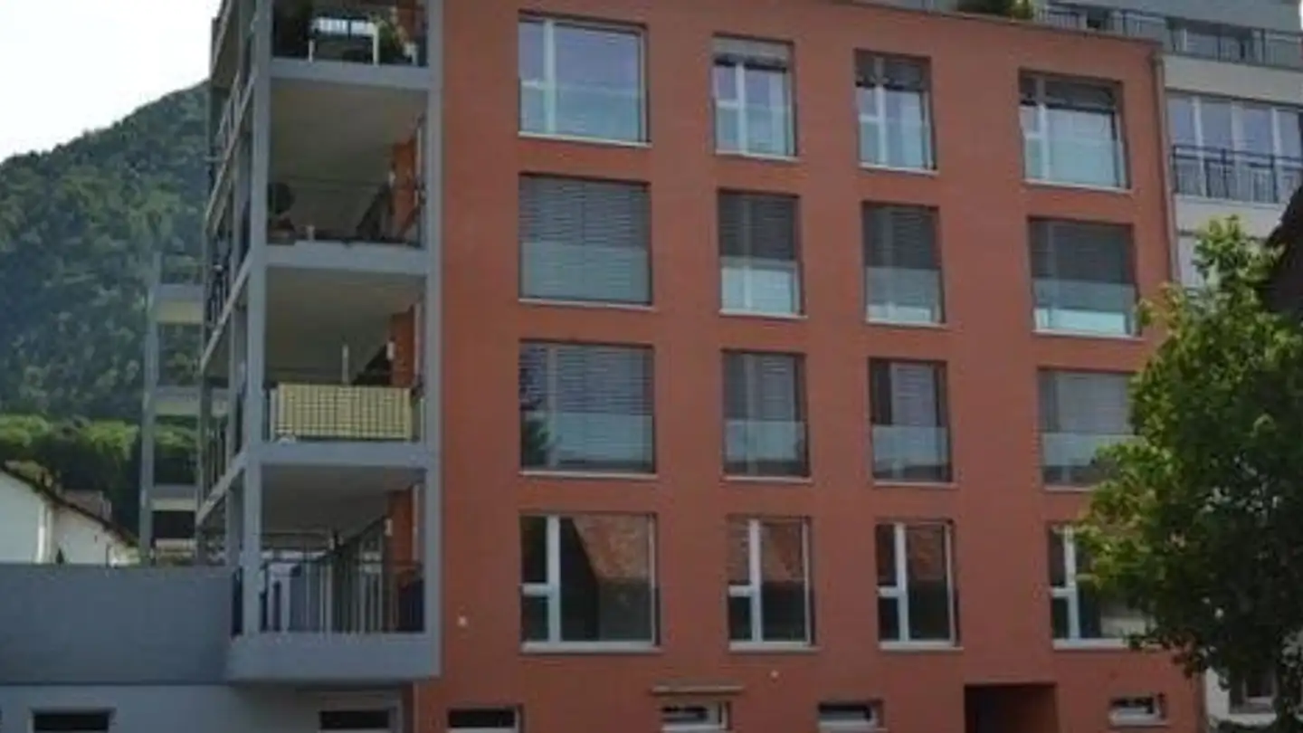 Outdoor parking space for rent - Kantonsstrasse 60a, 8864 Reichenburg