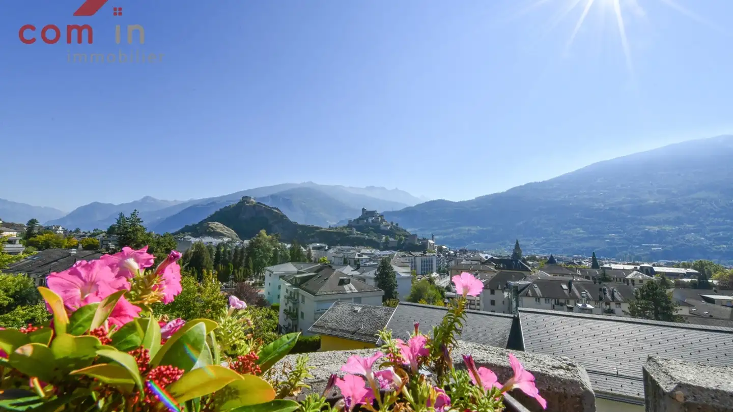 Attique à vendre - 1950 Sion