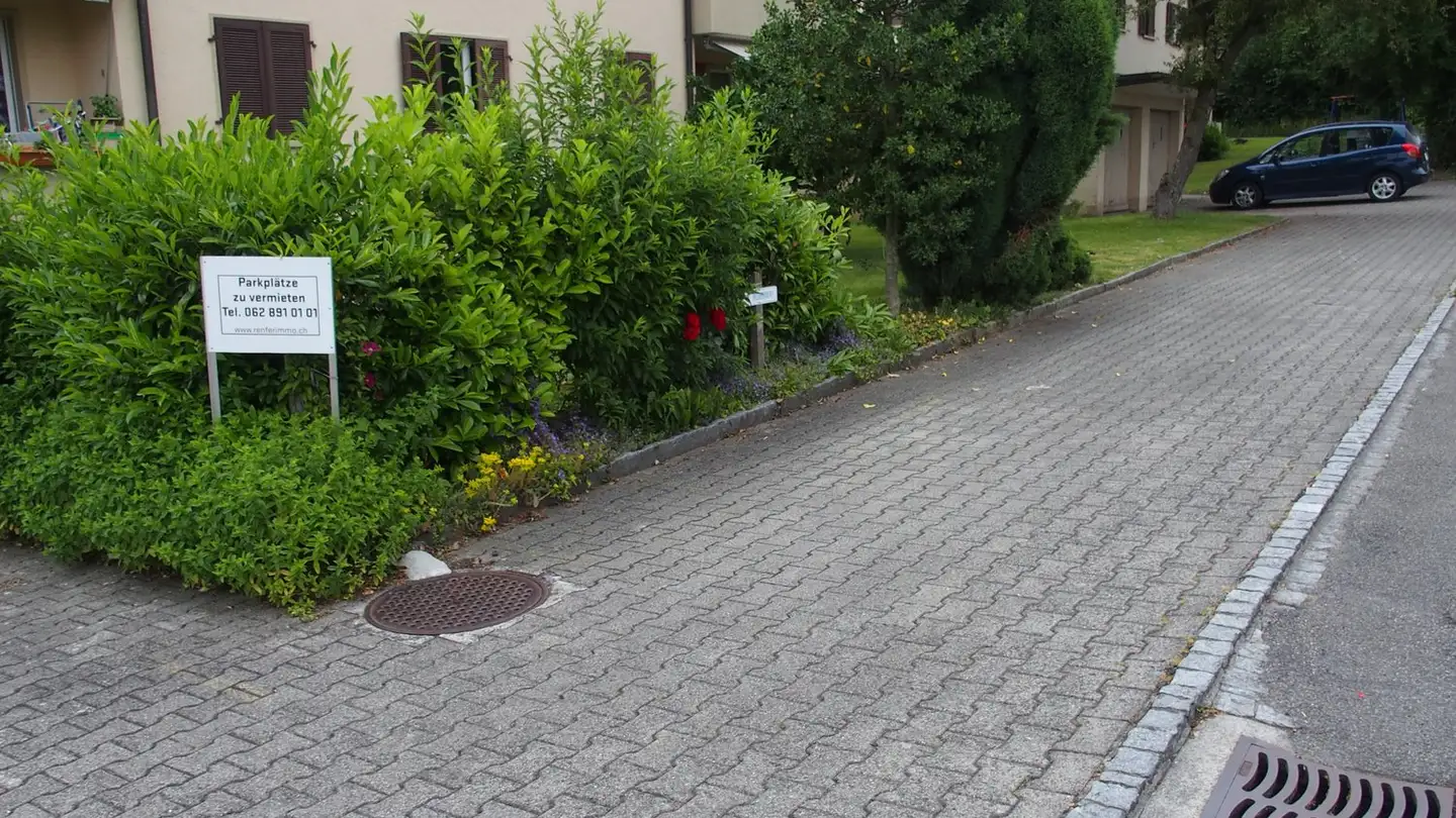 Parcheggio esterno in affitto - Schwalbenweg 2, 5702 Niederlenz