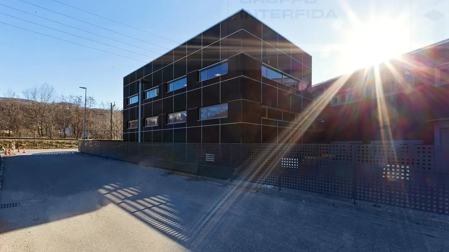 Spazio ufficio in affitto - Via Industria 18, 6814 Lamone - Photo 2