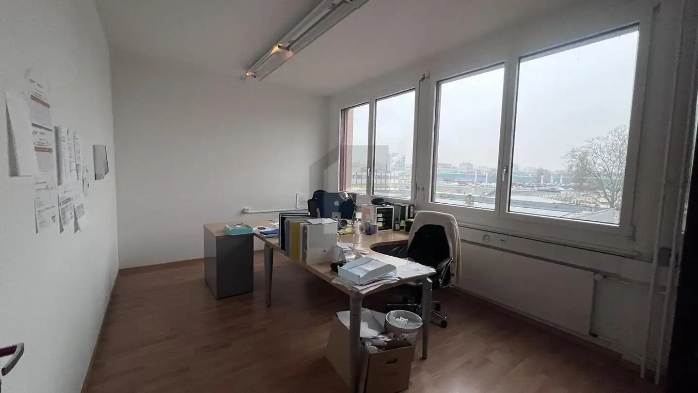 Bureau à louer - 1227 Les Acacias - Photo 3