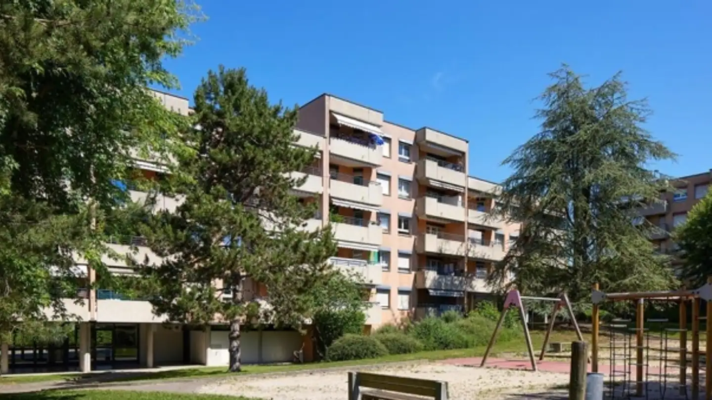 Commercial à louer - Avenue Des Baumettes 76, 1020 Renens VD