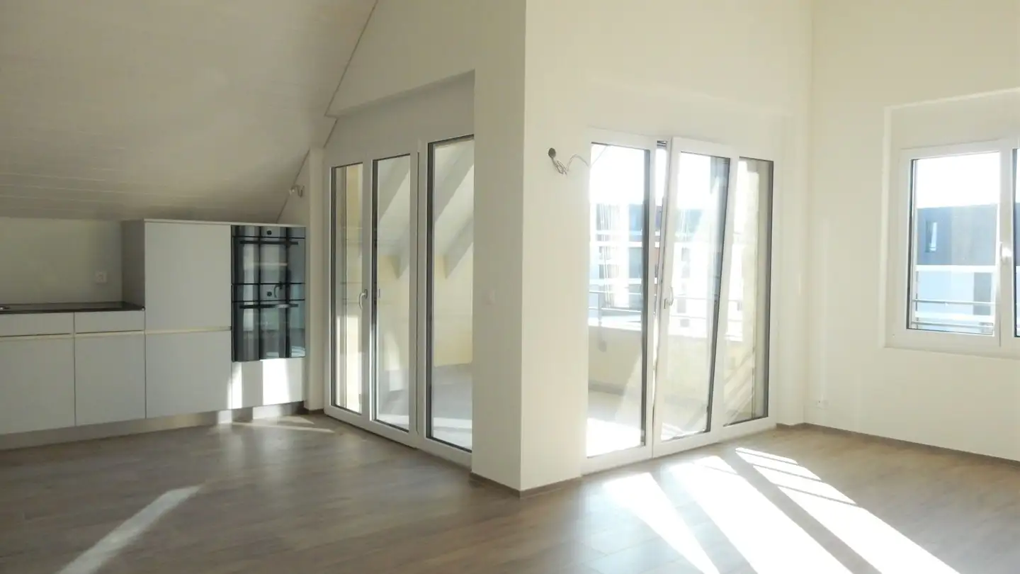 Apartment for rent - Löwenstrasse, 8133 Esslingen - Photo 2