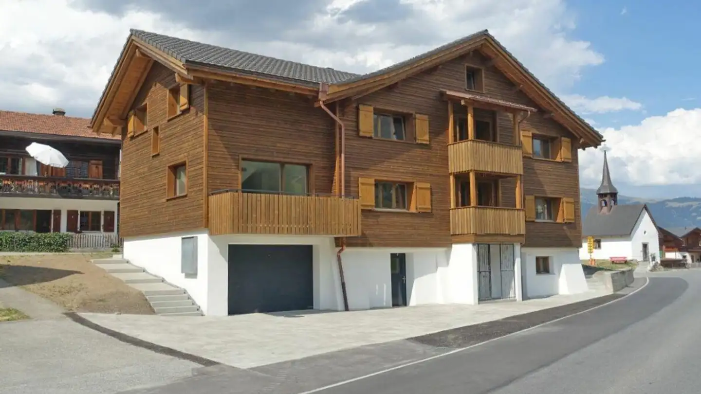 Mehrfamilienhaus kaufen - Affeier 30, 7134 Obersaxen