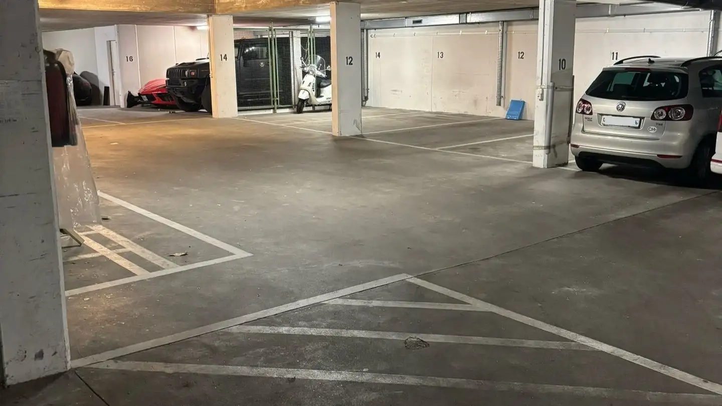 Underground parking space for rent - Löwengässli 4, 8708 Männedorf - Photo 2