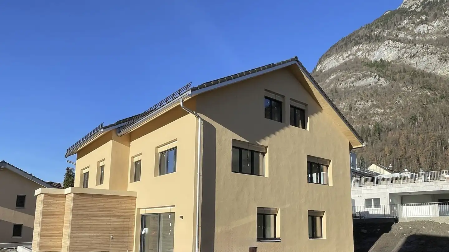 Maison jumelle à vendre - Staatsstrasse, 8888 Heiligkreuz (Mels)