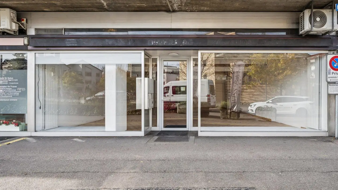 Commerciale in affitto - Muttenzerstrasse 2, 4127 Birsfelden