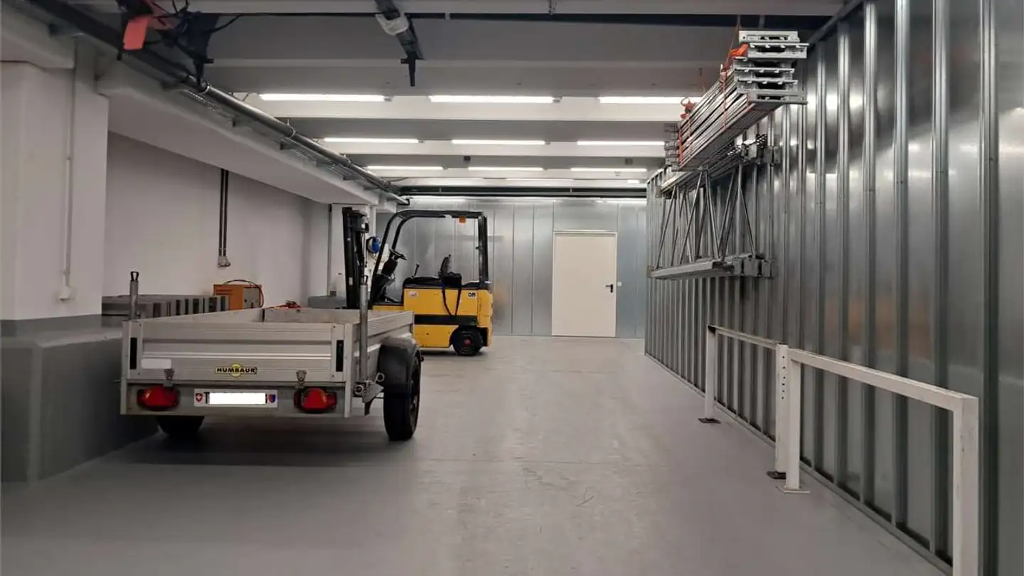 Storage space for rent - Via Al Fiume 1, 6929 Gravesano
