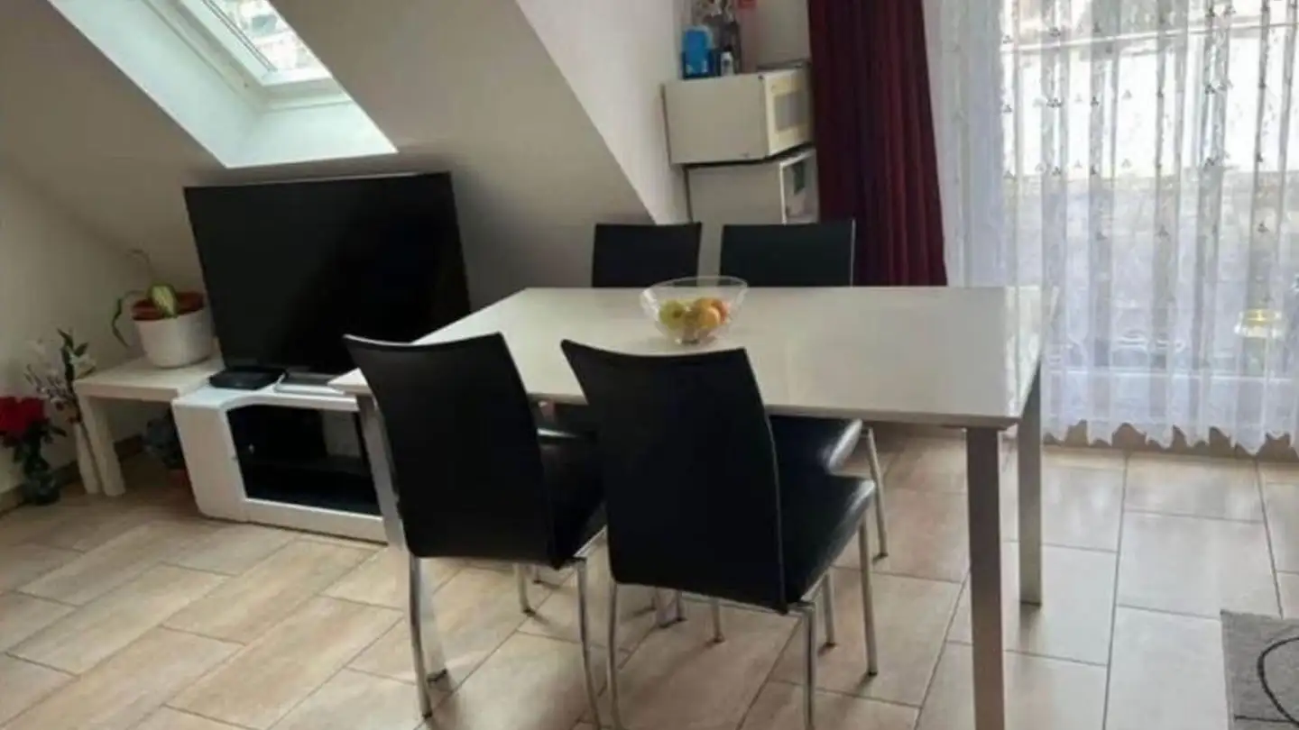 Dachgeschosswohnung mieten - Kirchstrasse 25, 9430 St. Margrethen SG