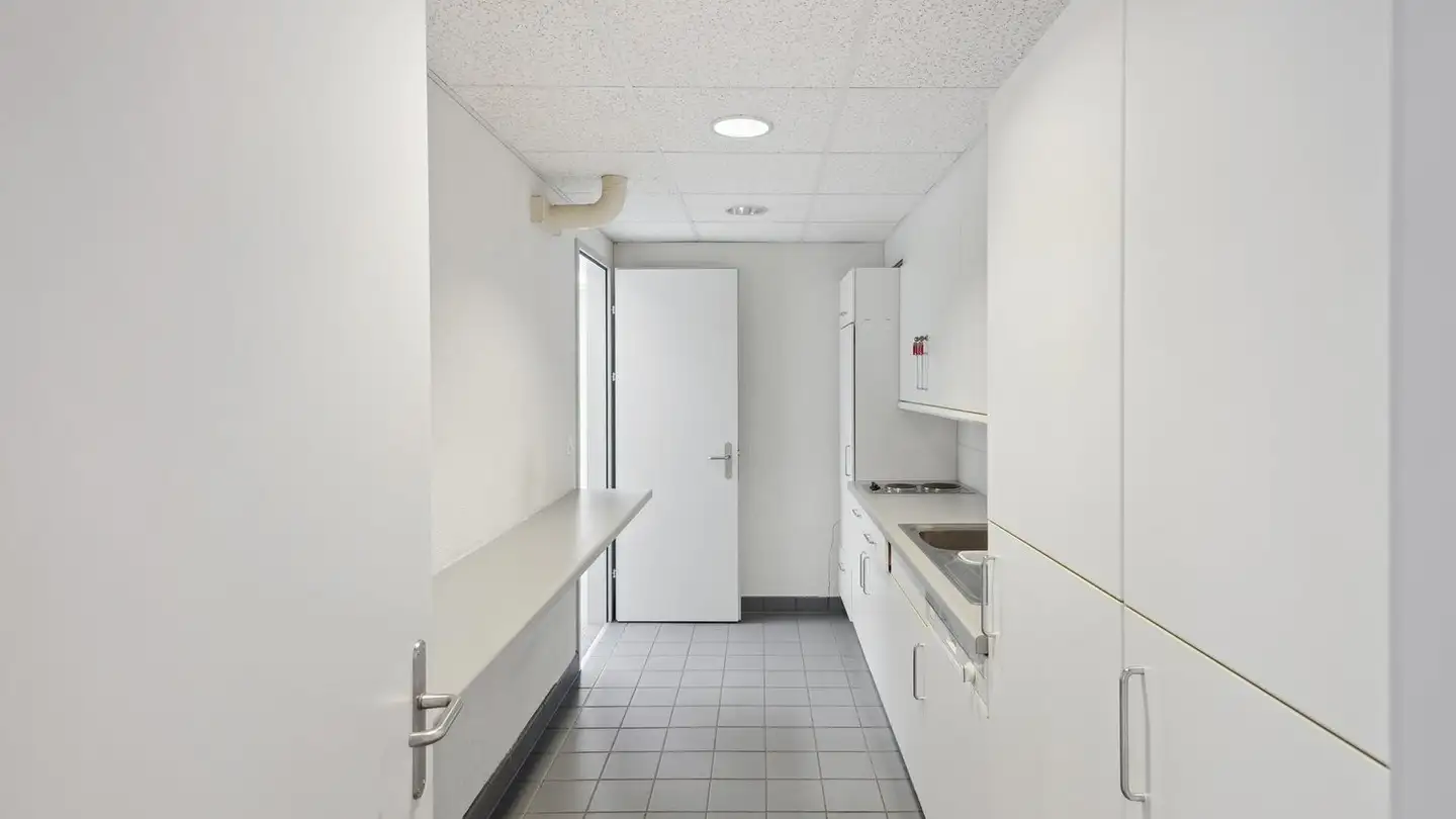 Bureau à louer - Neuhofstrasse 10, 8630 Rüti ZH - Photo 4