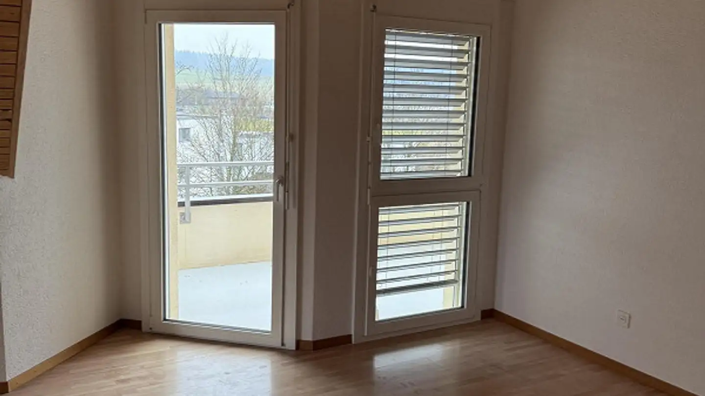 Attique à louer - Flurweg 13, 3250 Lyss - Photo 3